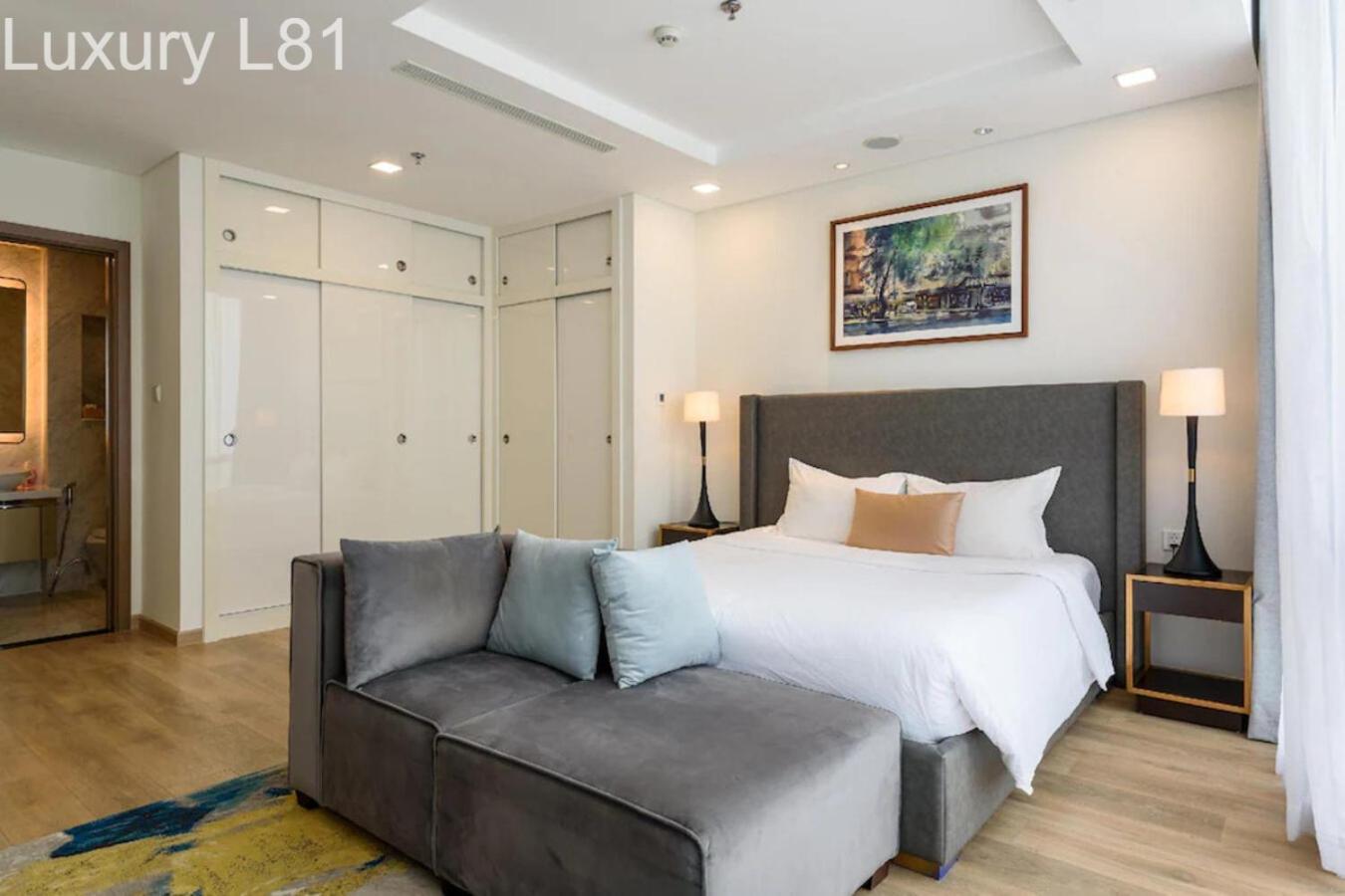Angia Luxury Apartment Inside Landmark 81 Tower ホーチミン市 エクステリア 写真
