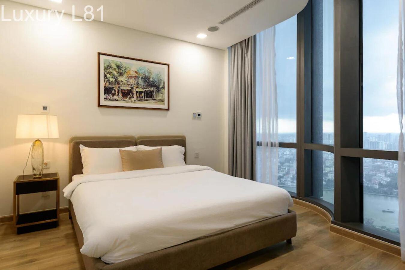 Angia Luxury Apartment Inside Landmark 81 Tower ホーチミン市 エクステリア 写真