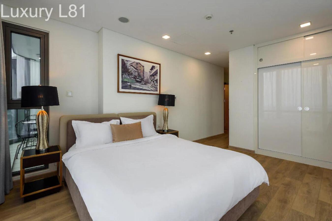 Angia Luxury Apartment Inside Landmark 81 Tower ホーチミン市 エクステリア 写真