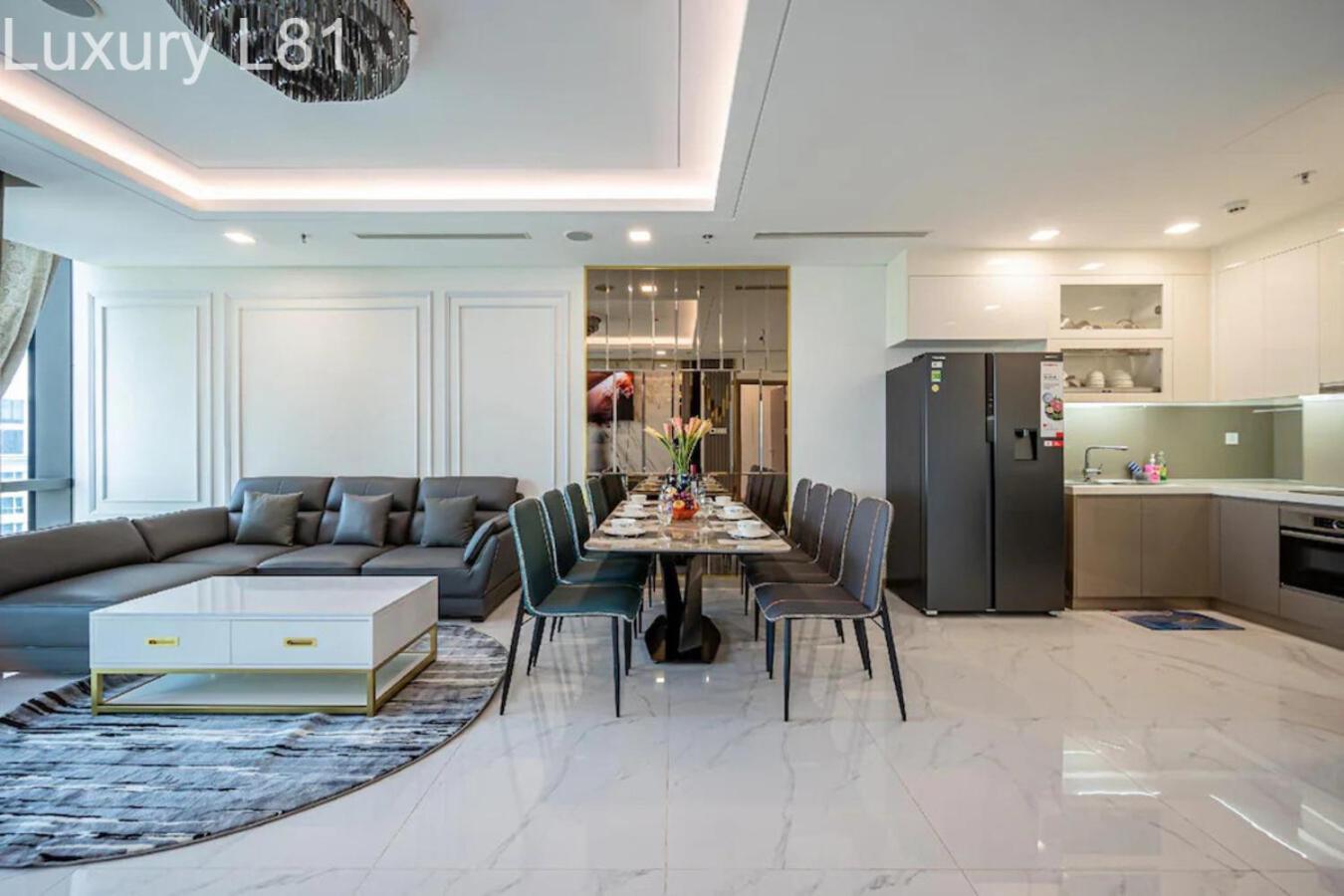 Angia Luxury Apartment Inside Landmark 81 Tower ホーチミン市 エクステリア 写真