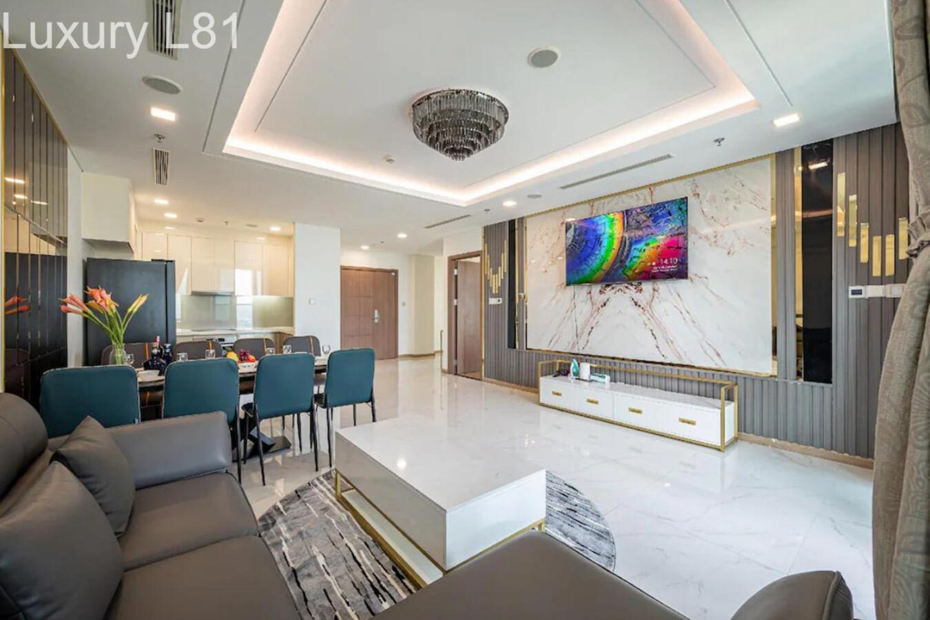 Angia Luxury Apartment Inside Landmark 81 Tower ホーチミン市 エクステリア 写真