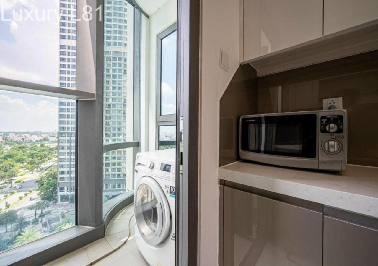 Angia Luxury Apartment Inside Landmark 81 Tower ホーチミン市 エクステリア 写真