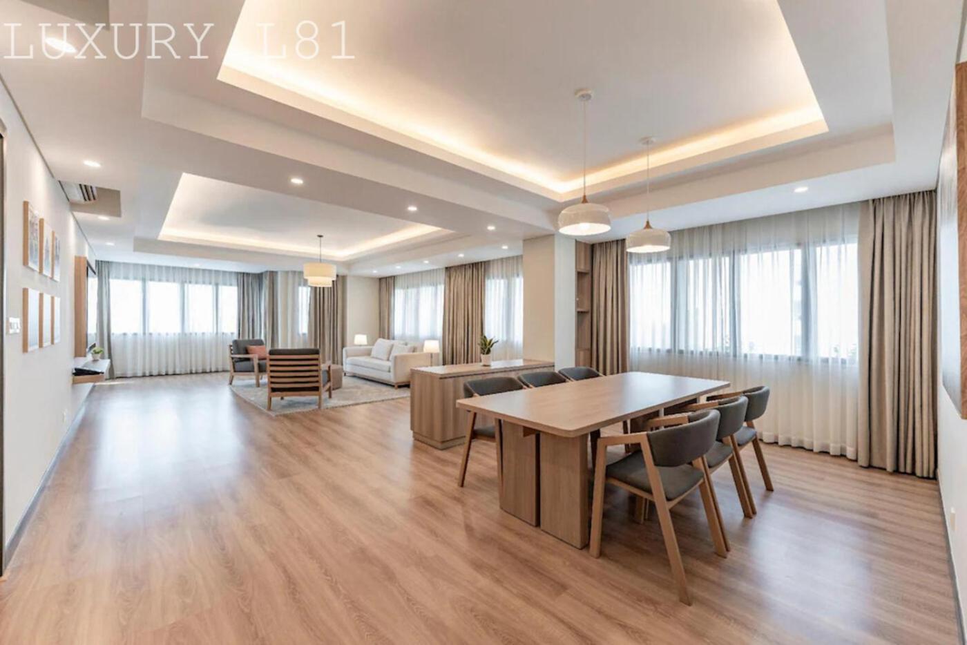 Angia Luxury Apartment Inside Landmark 81 Tower ホーチミン市 エクステリア 写真